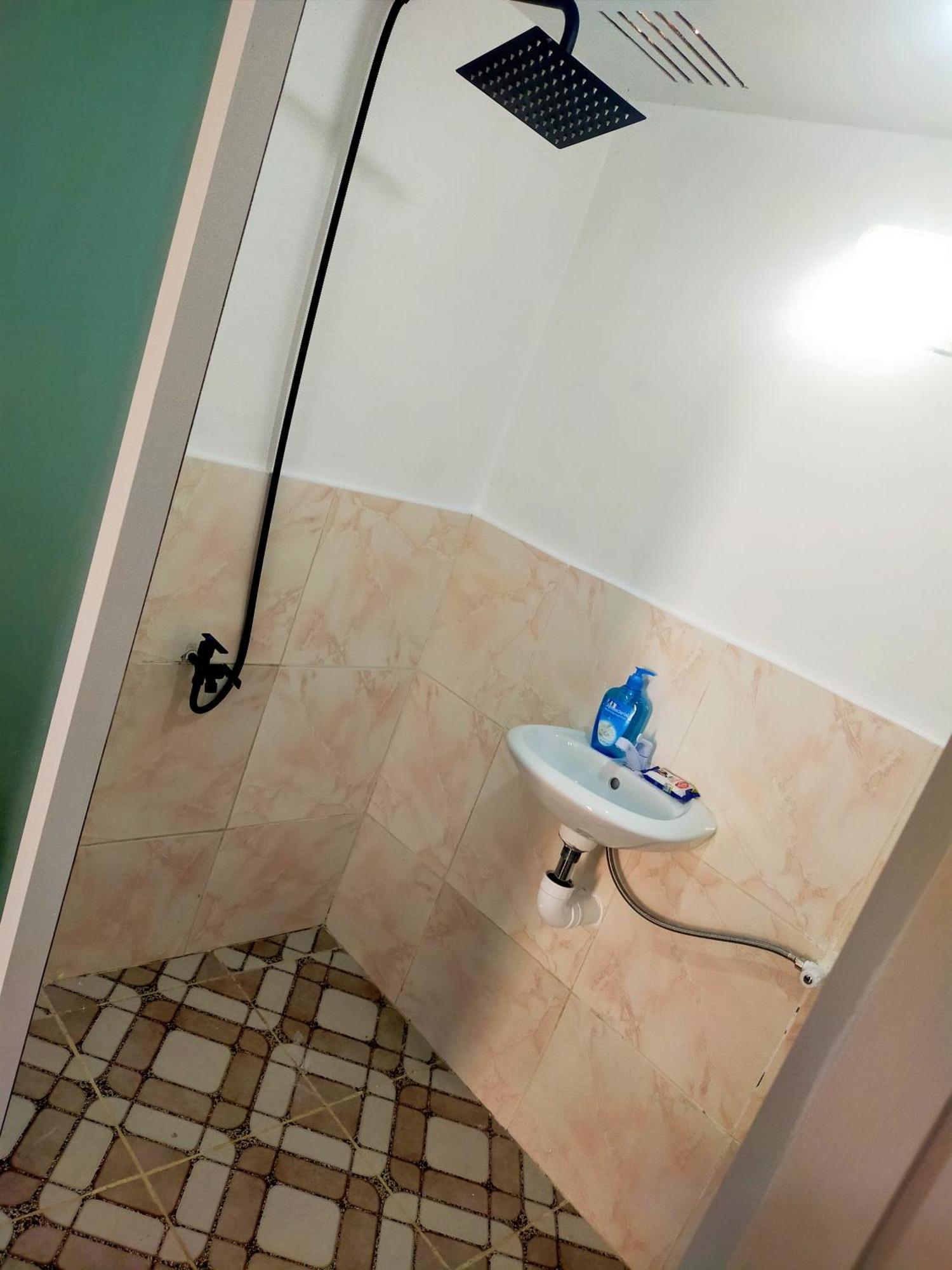Don Leo'S Bnb Esperanza ภายนอก รูปภาพ